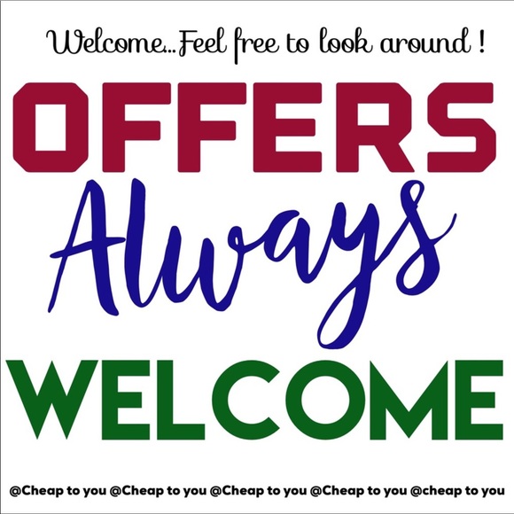 TOPS... & SHORTS.... GREAT VARIETY AND STYLES - Picture 9 of 12